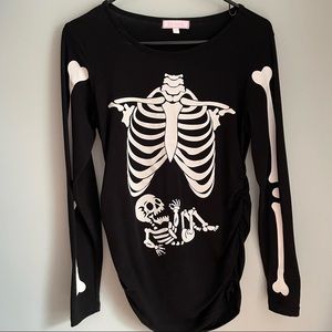 Glowing skeleton maternity shirt
